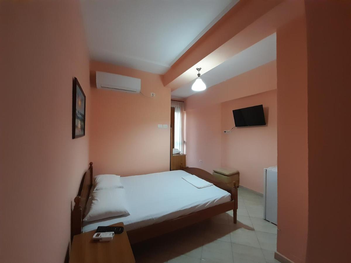 Hotel Rossi Vlorë Eksteriør bilde